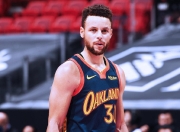 问鼎娱乐-西亚卡姆连续三场比赛得分超过战术调整，掘金挑战极限！的简单介绍