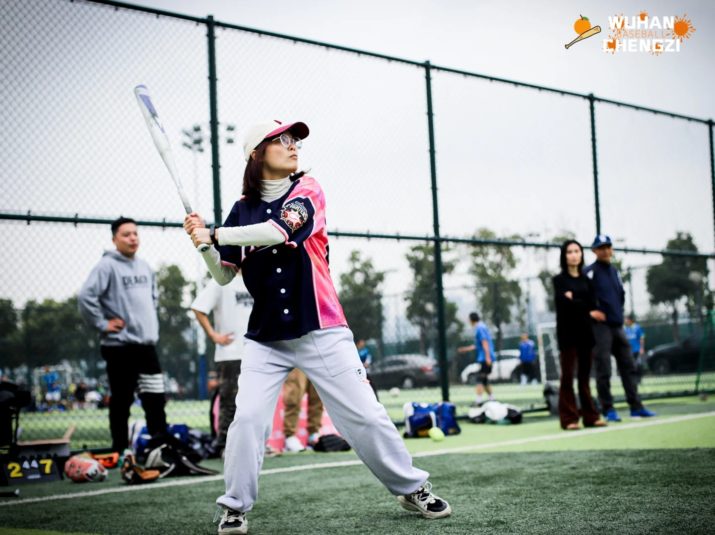 做错事被罚坐三角凳 做错事被罚坐三角凳